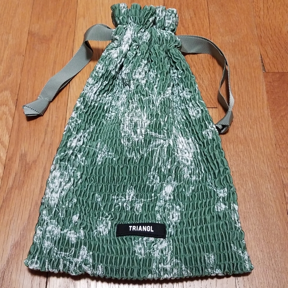 Triangl bag - Picture 1 of 2